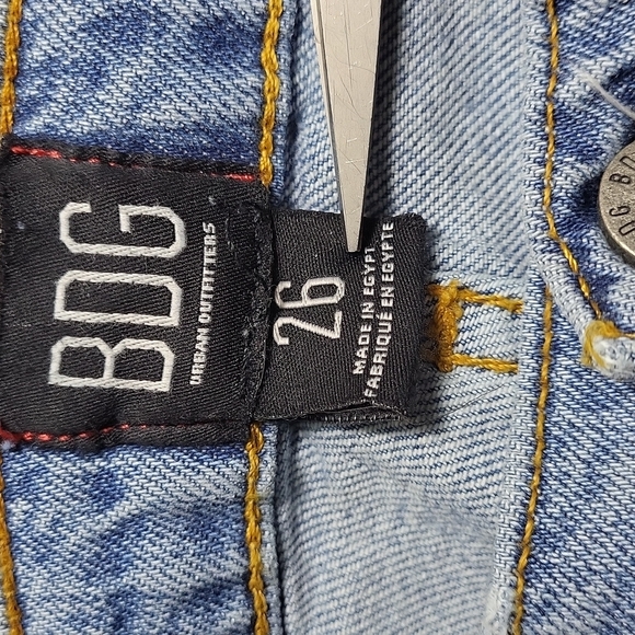 Urban Outfitters BDG Low Rise Flaired Jeans - Picture 5 of 6